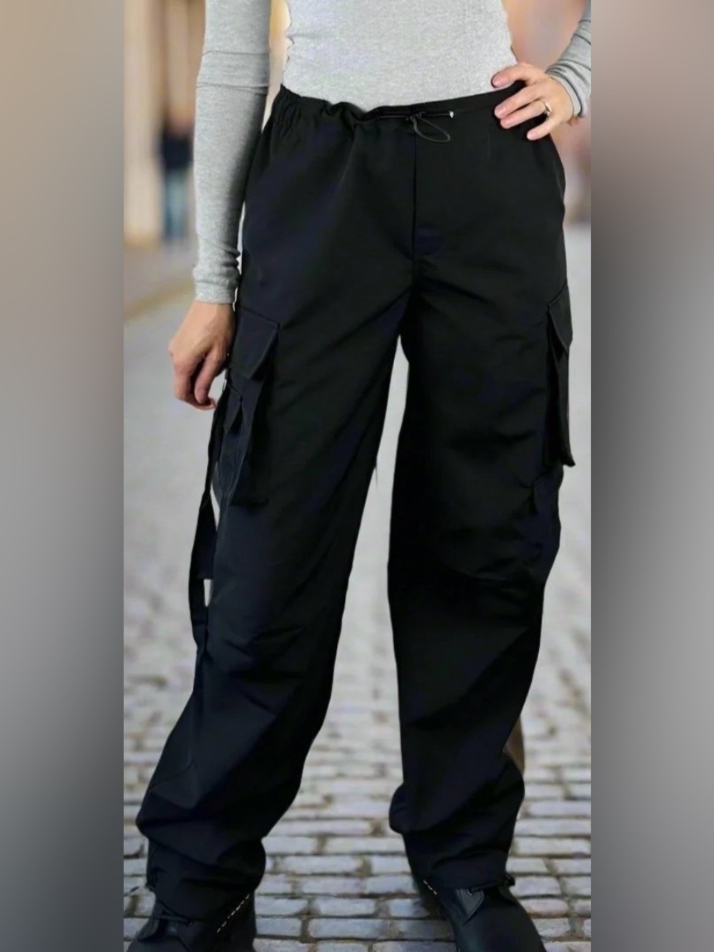 Madison the Label Black Wide-Leg Cargo Pants with Utility Straps Size XS